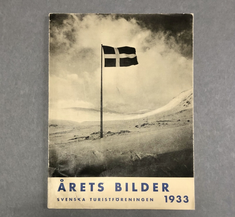 Bok. Årets Bilder. Svenska Turistföreningens julbok 1933. Svensk Bokkonst 1933 nr 10