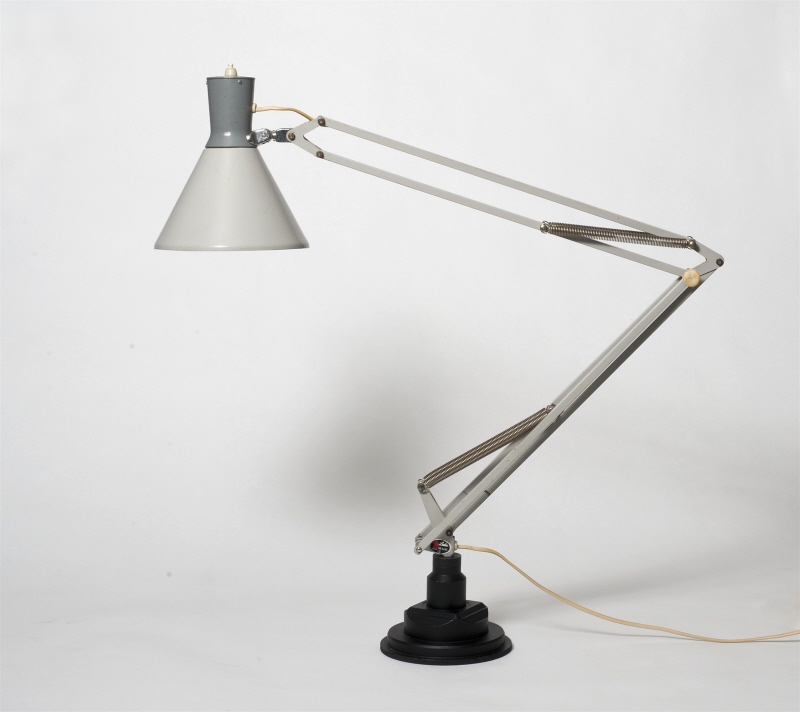 Bordslampa, s.k. arkitektlampa