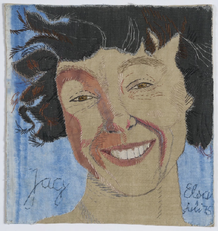Självporträtt (1938-), född Västvik, textilkonstnär, professor