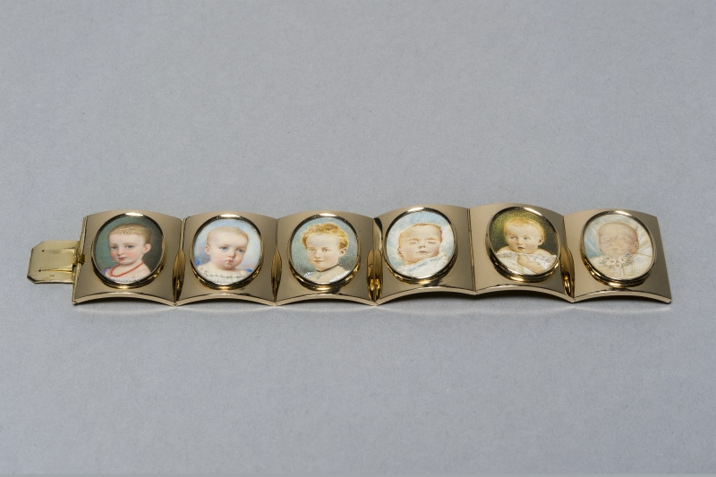 Royal Bracelet with Portrait Miniatures of the Children of  Antoine of Orléans, duke of Montpensier