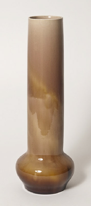 Vas, nedre delen i tryckt klotform, övre cylindrisk