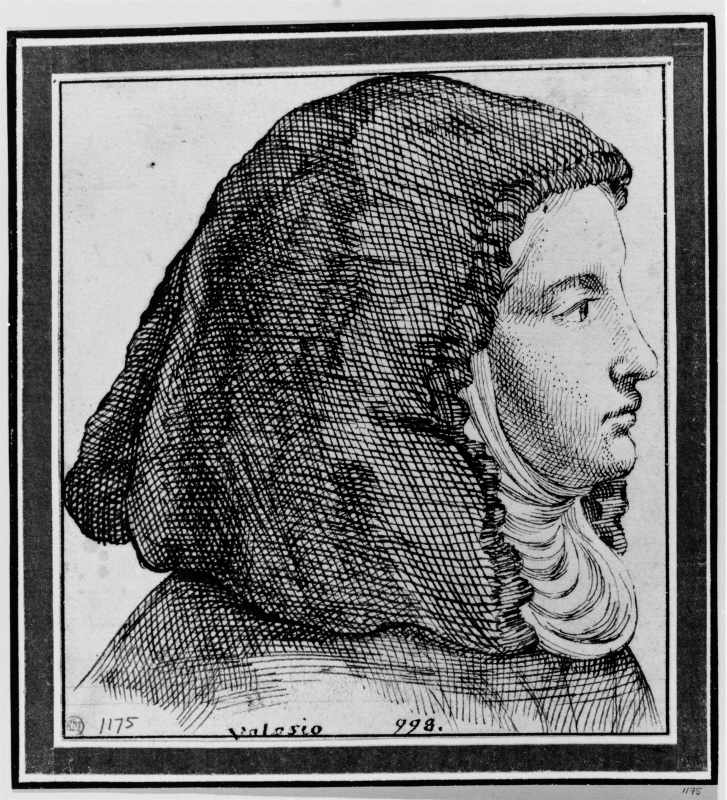 Kvinnohuvud med svart huva, höger profil
