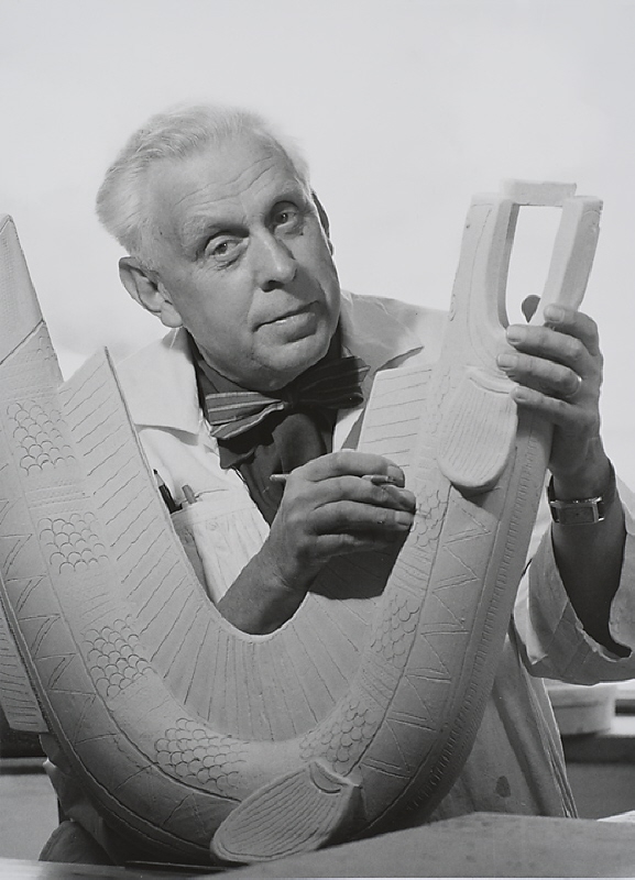Wilhelm Kåge (1889-1960), keramiker