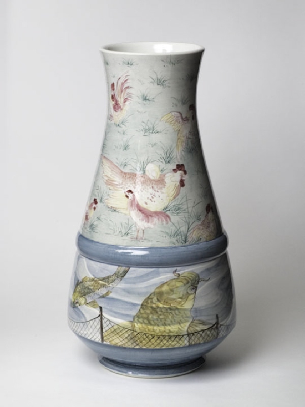 Vase with chicken and fish