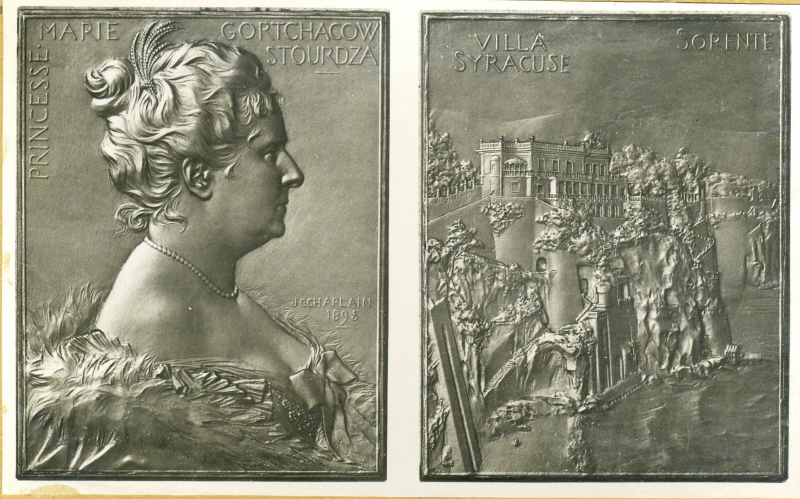 En samling (64 st) ensidiga reproduktioner, galvanoplastiska eller gjutna, efter medaljer och plaketter i original