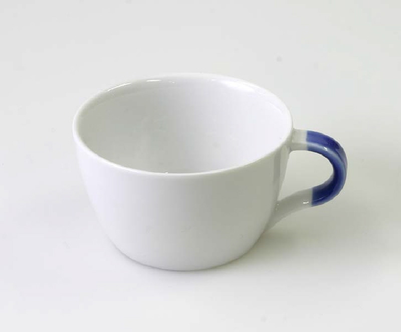 White round cup