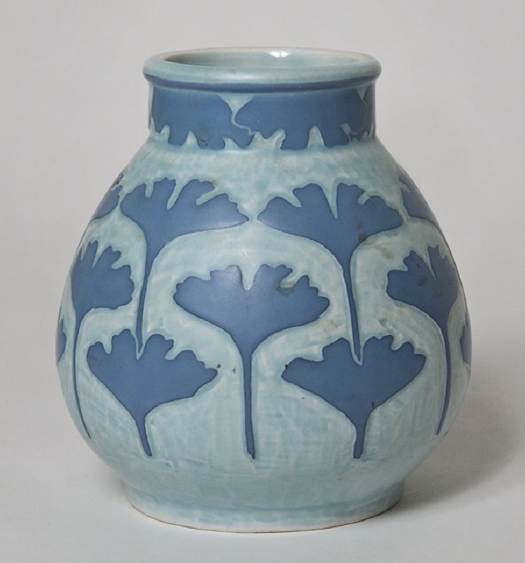 Vase with ginkgo leaf decor