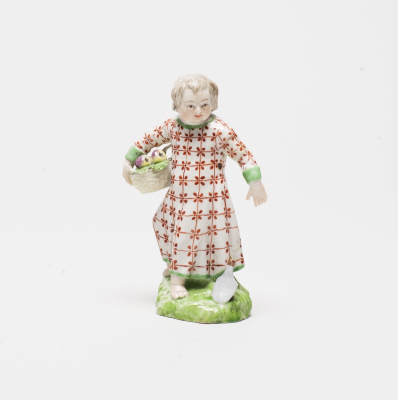 Figurine "Girl with Fruit Basket and Shovel"