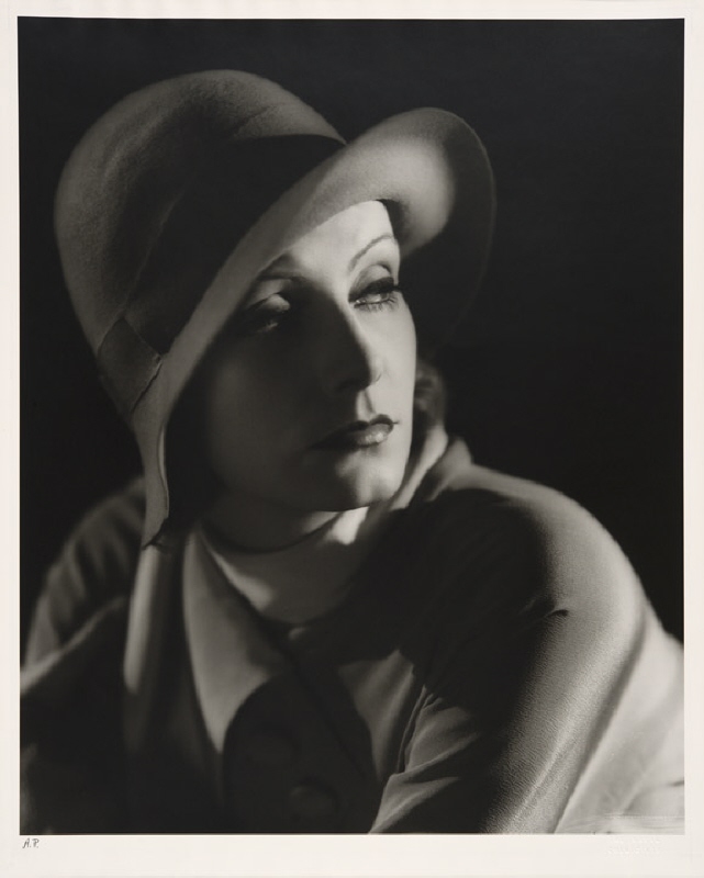 Greta Garbo (1905-1990), f. Gustafsson, rollporträtt ur filmen ”The Kiss”/”Kyssen”(Jacques Feyder 1929)