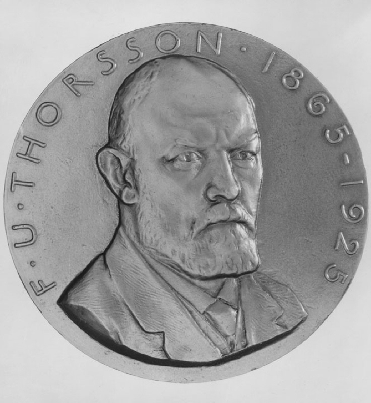 Fredrik Thorsson (1865-1925), shoemaker, politician, finance minister, married to Anna Karlsson