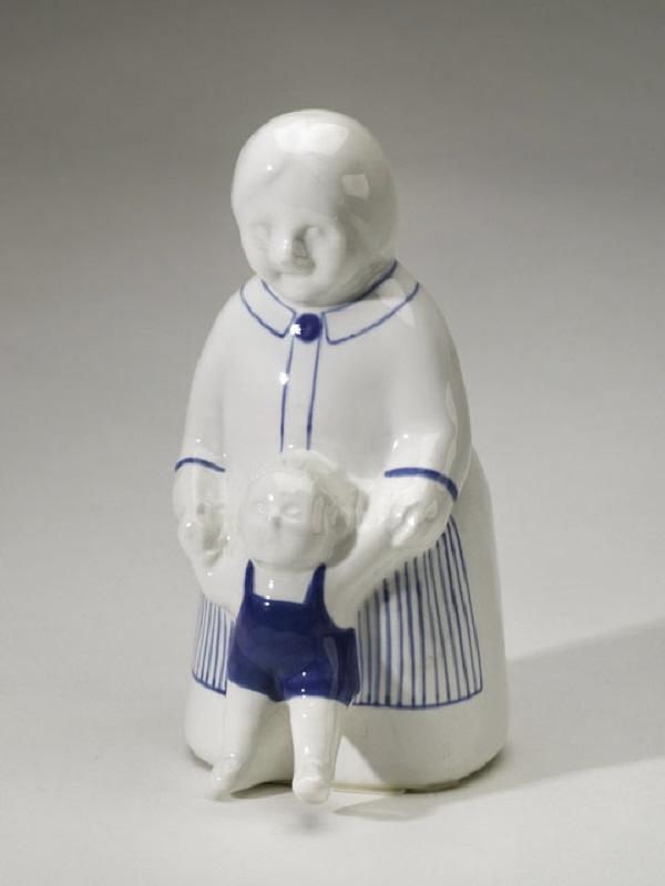 Figurin, äldre stående kvinna med barn