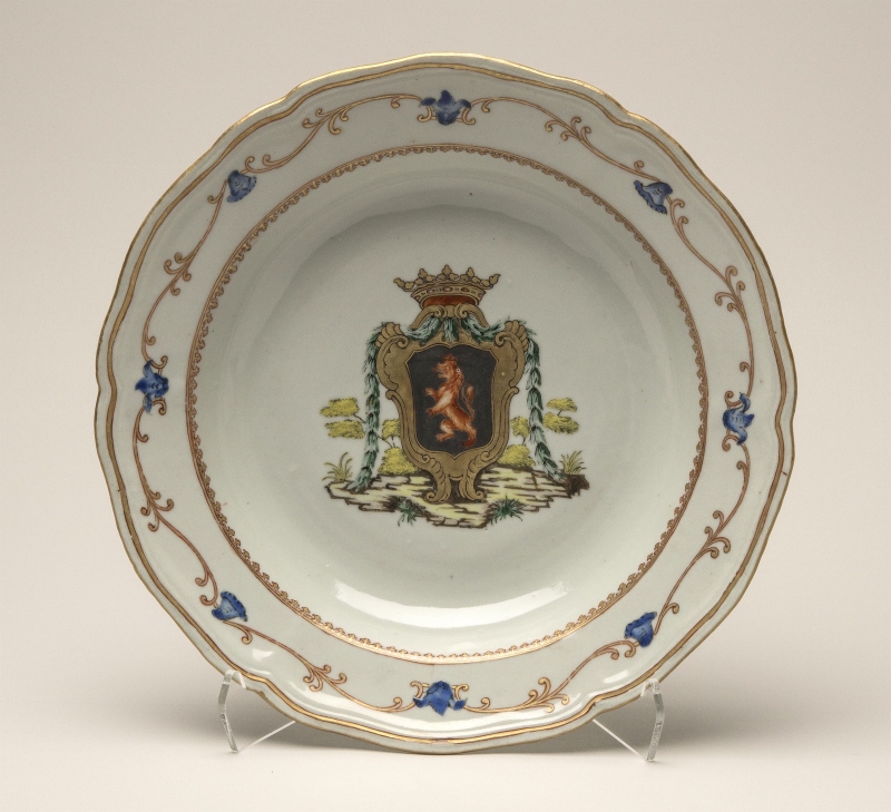 Plate with Count Carl Gustaf Tessin coat of arms